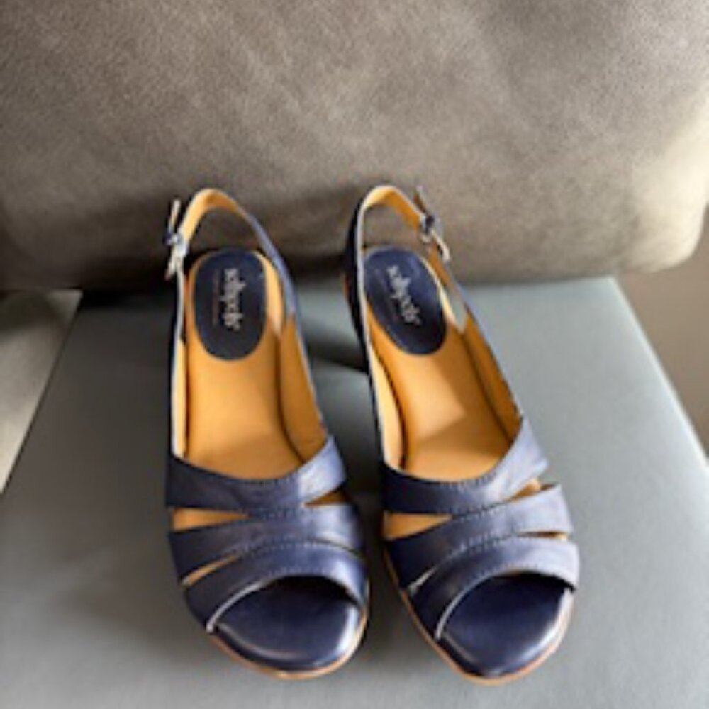 Softspots - Neima - Navy - Size 8M